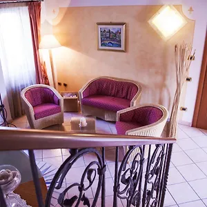 https://residenza-il-giglio.hotelinveneto.com